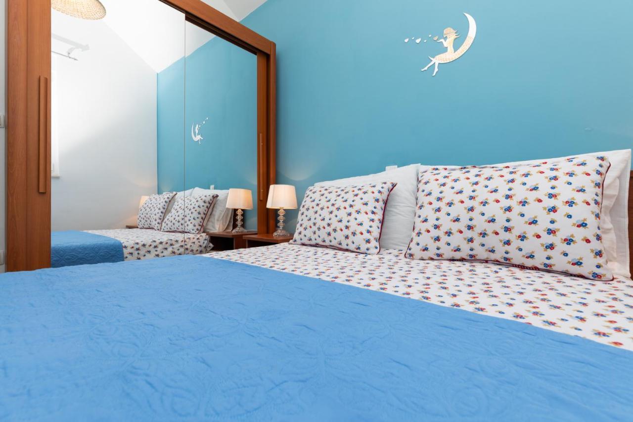 Apartman Monika โอมิช ภายนอก รูปภาพ